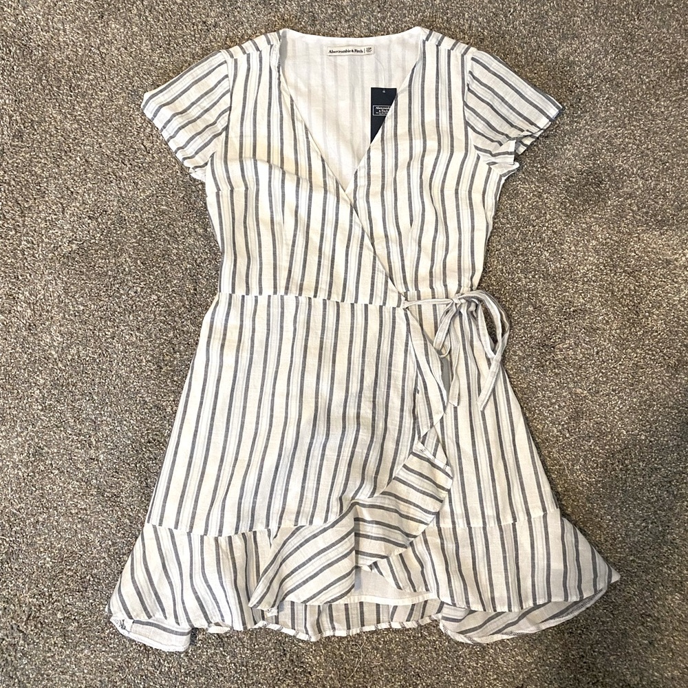 Abercrombie & Fitch dress